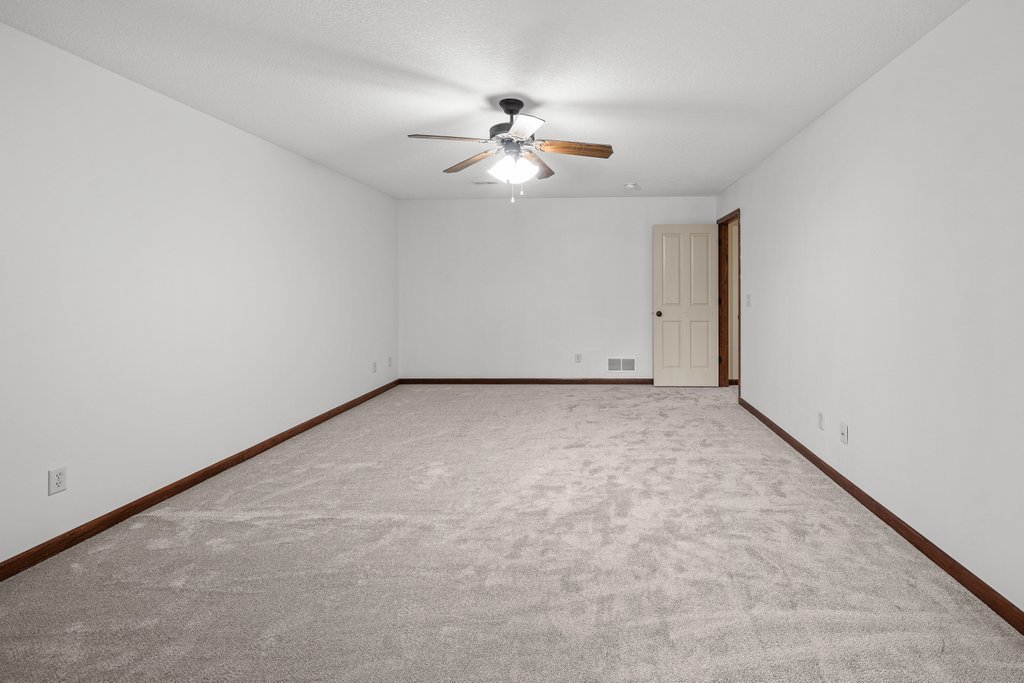 1338 W 61st Street Property Photo 45