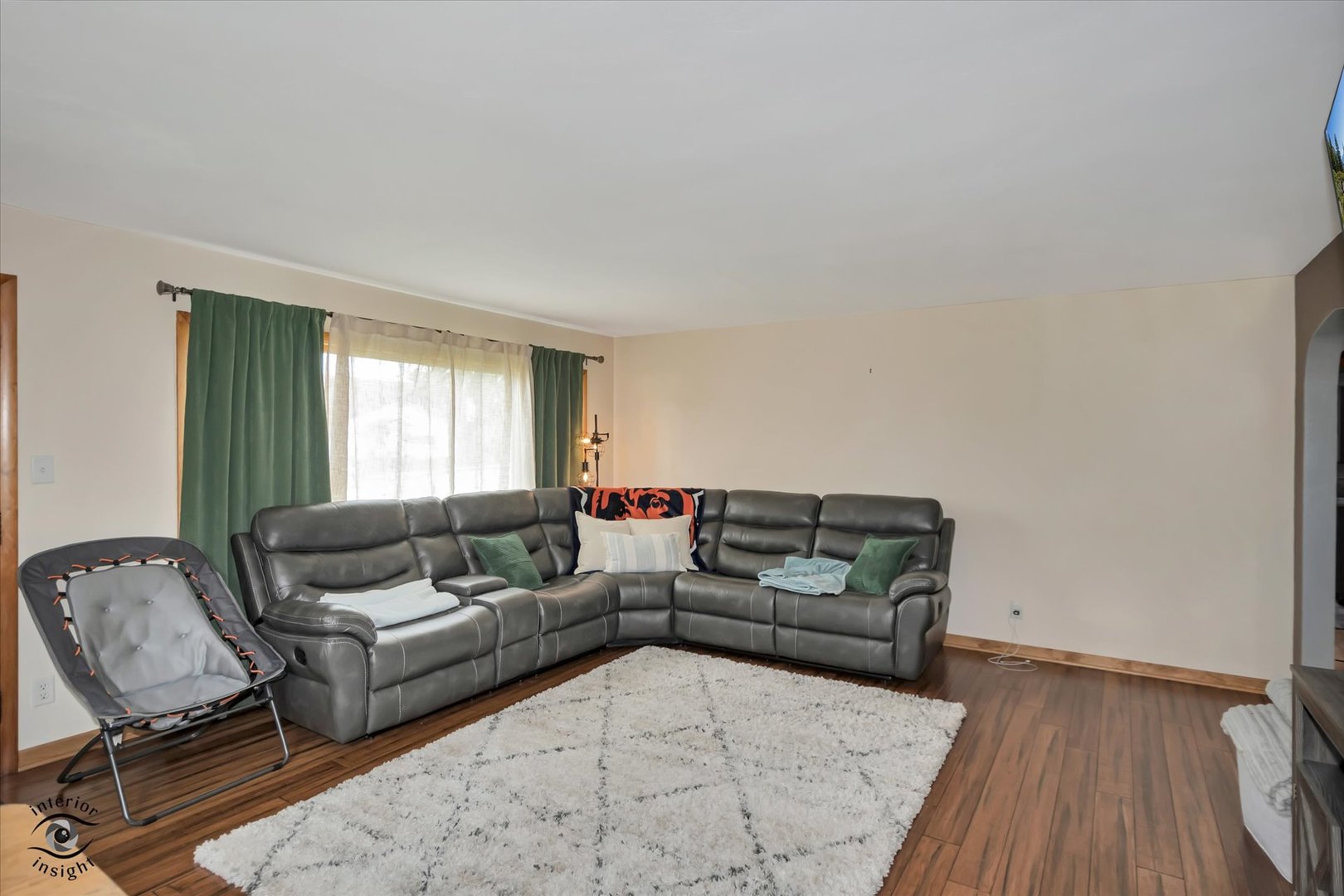 528 Penfield Street Property Photo 10