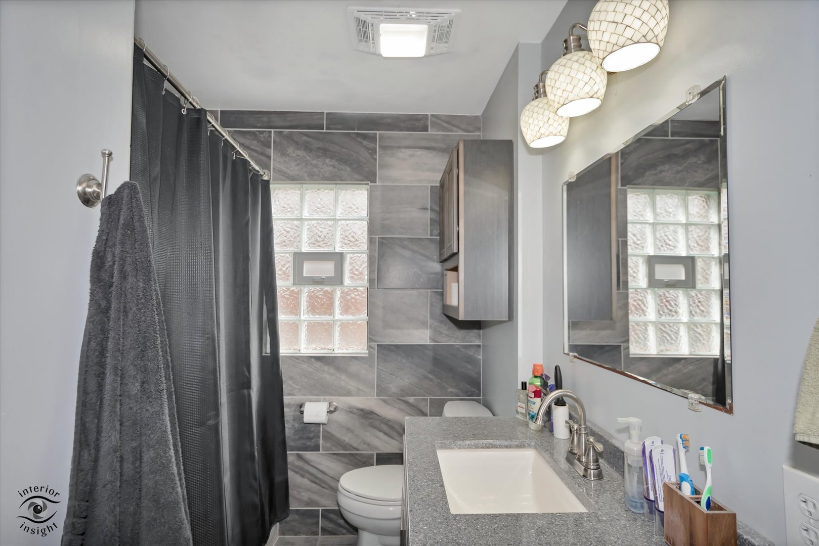 528 Penfield Street Property Photo 11