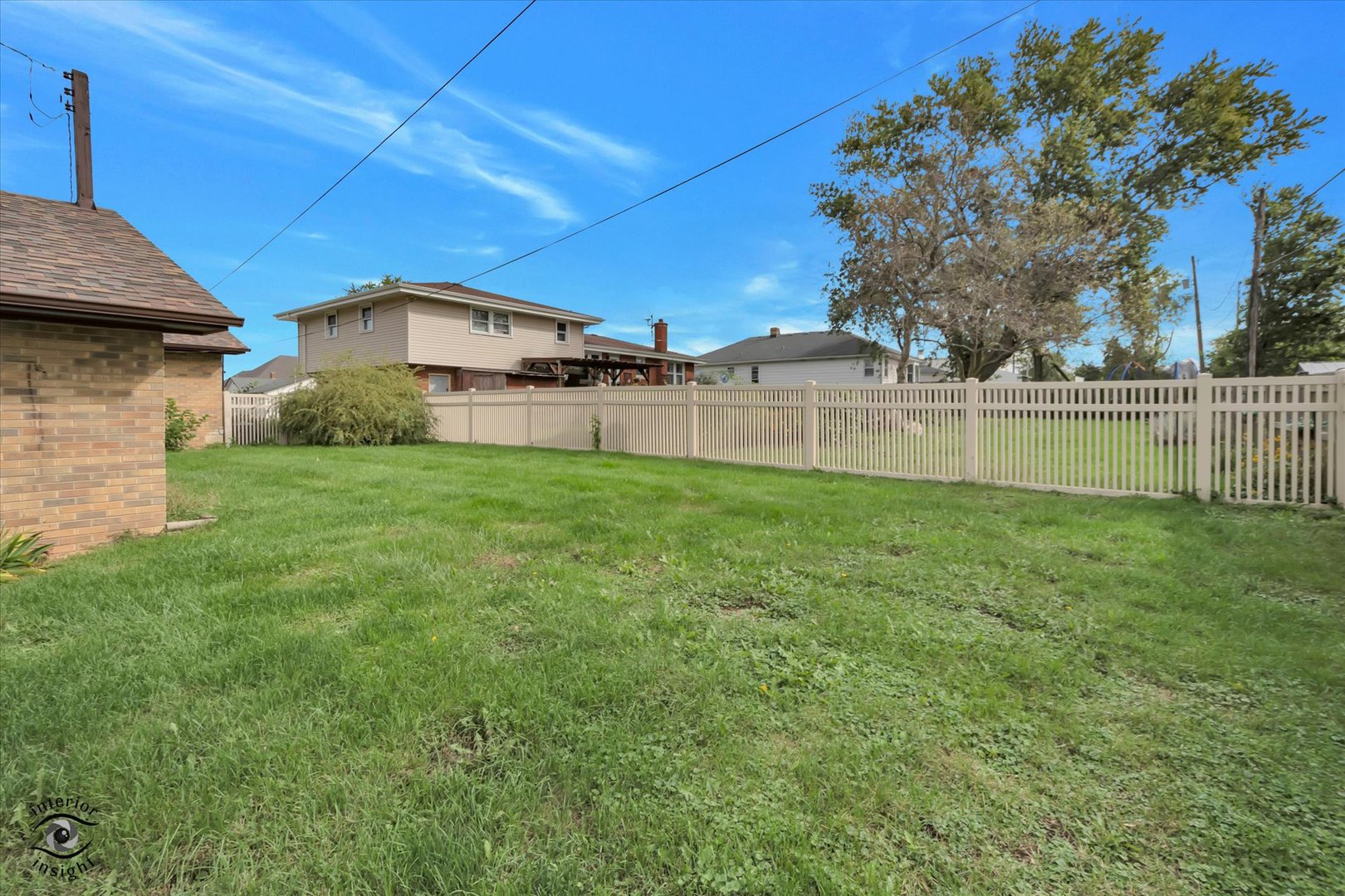 528 Penfield Street Property Photo 26