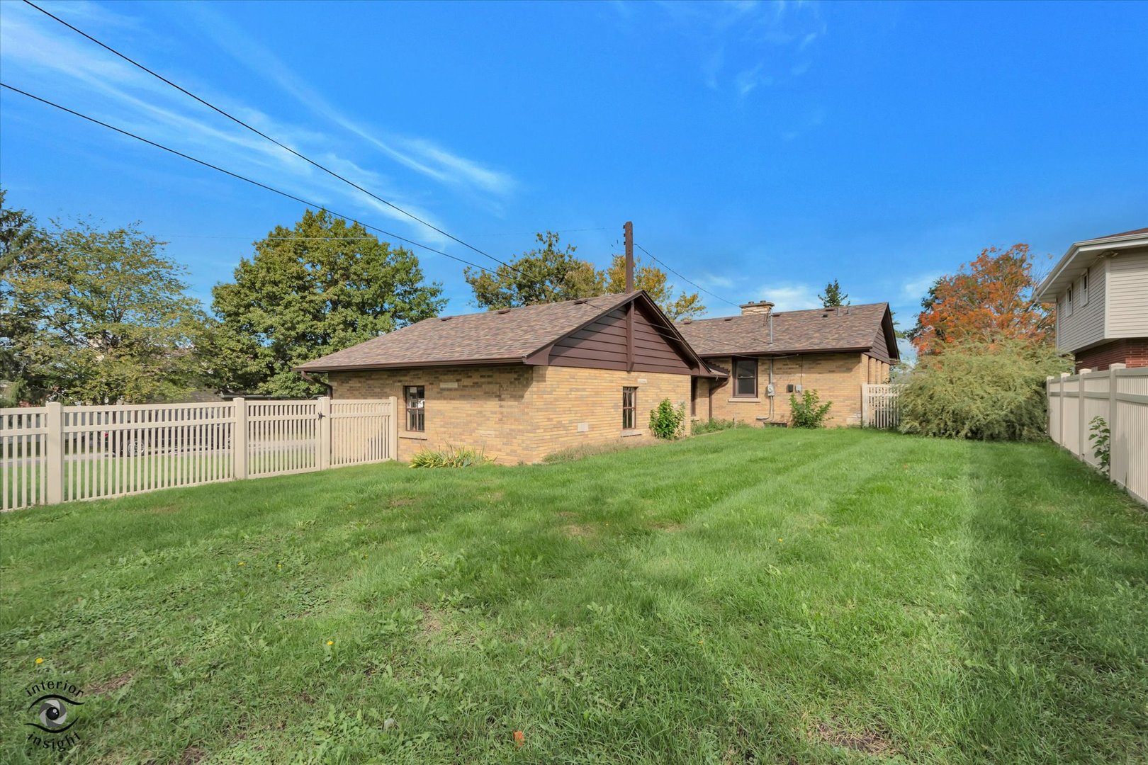 528 Penfield Street Property Photo 27