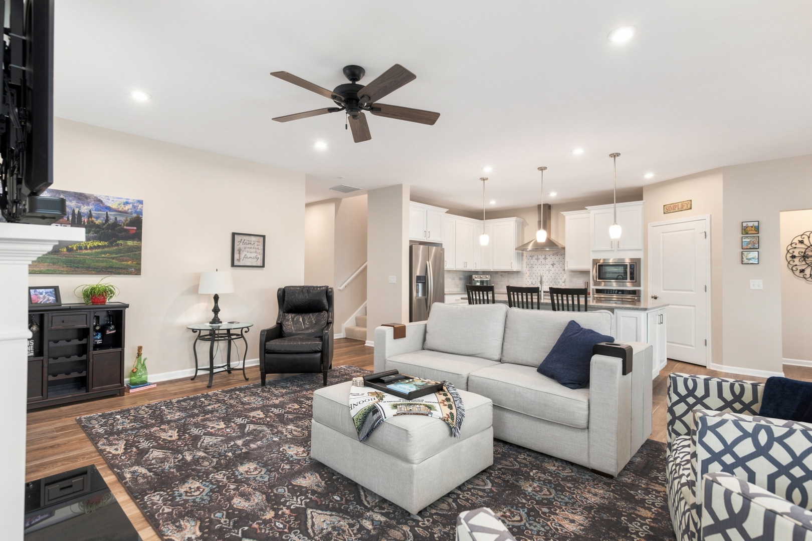 3174 Sweetgrass Circle Property Photo 8