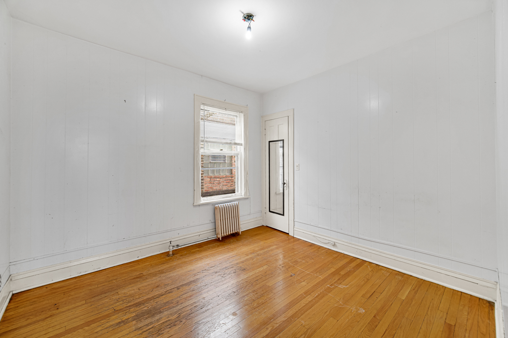 5753 N Washtenaw Avenue Property Photo 11