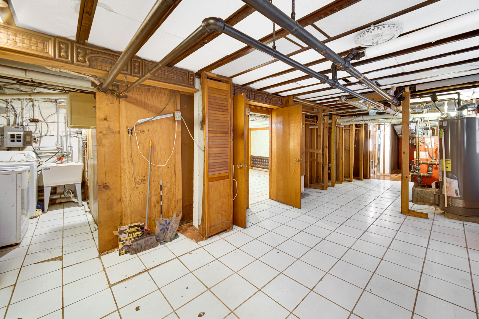 5753 N Washtenaw Avenue Property Photo 29