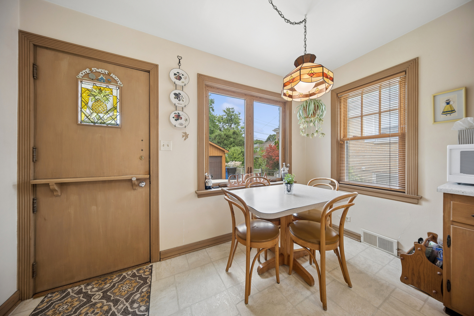 6631 N Caldwell Avenue Property Photo 12