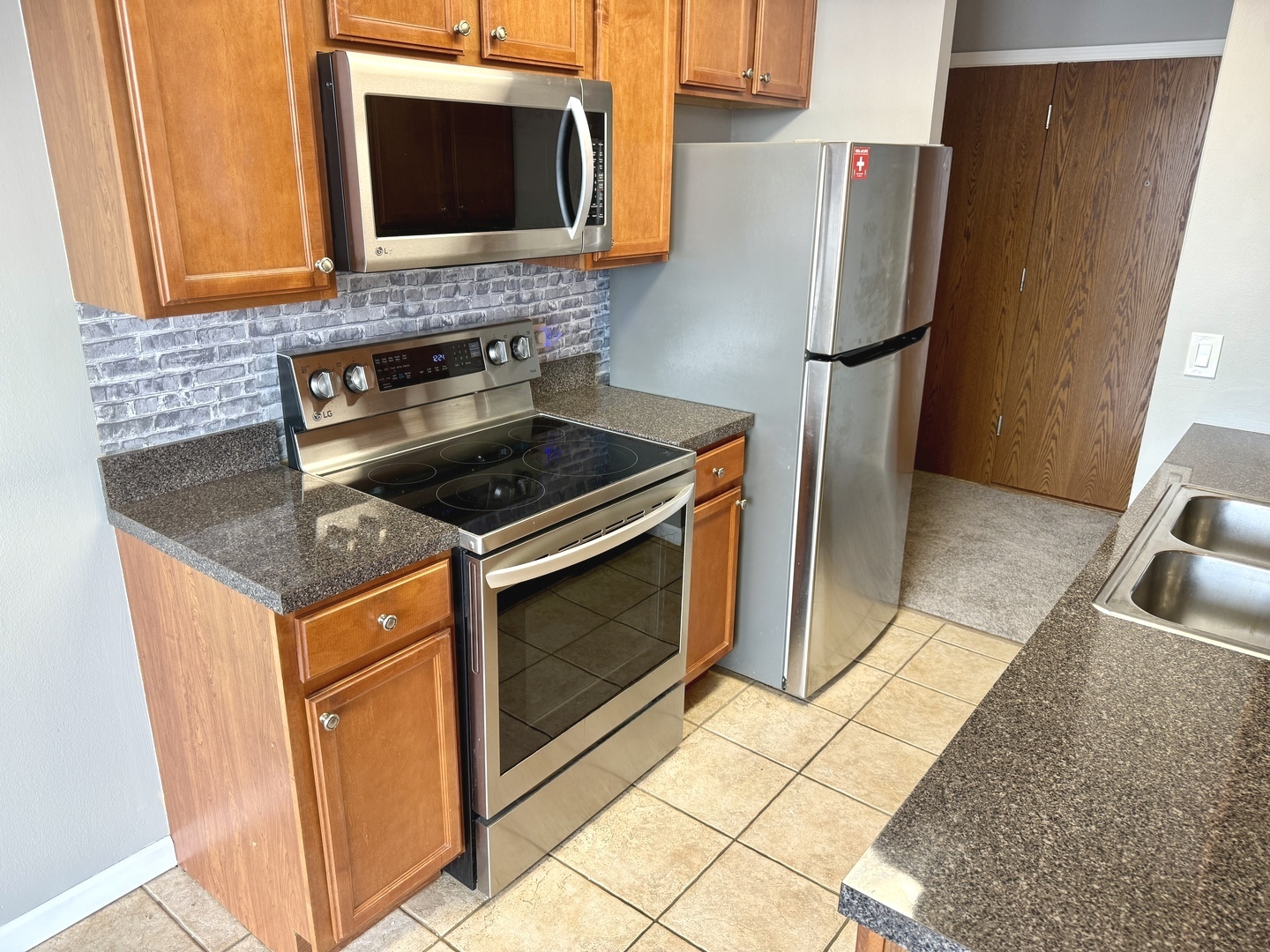 6010 Oakwood Drive 5d Property Photo 10