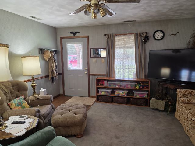 107 Janet Avenue Property Photo 7