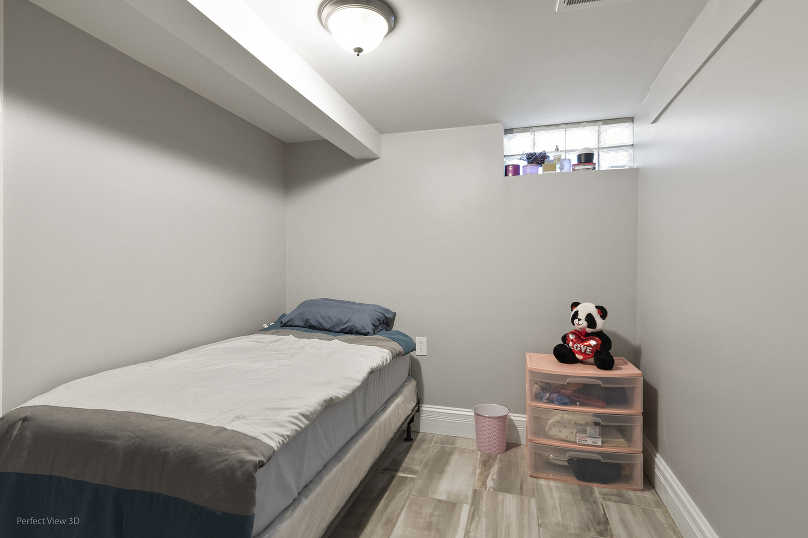 662 E 159th Place Property Photo 17
