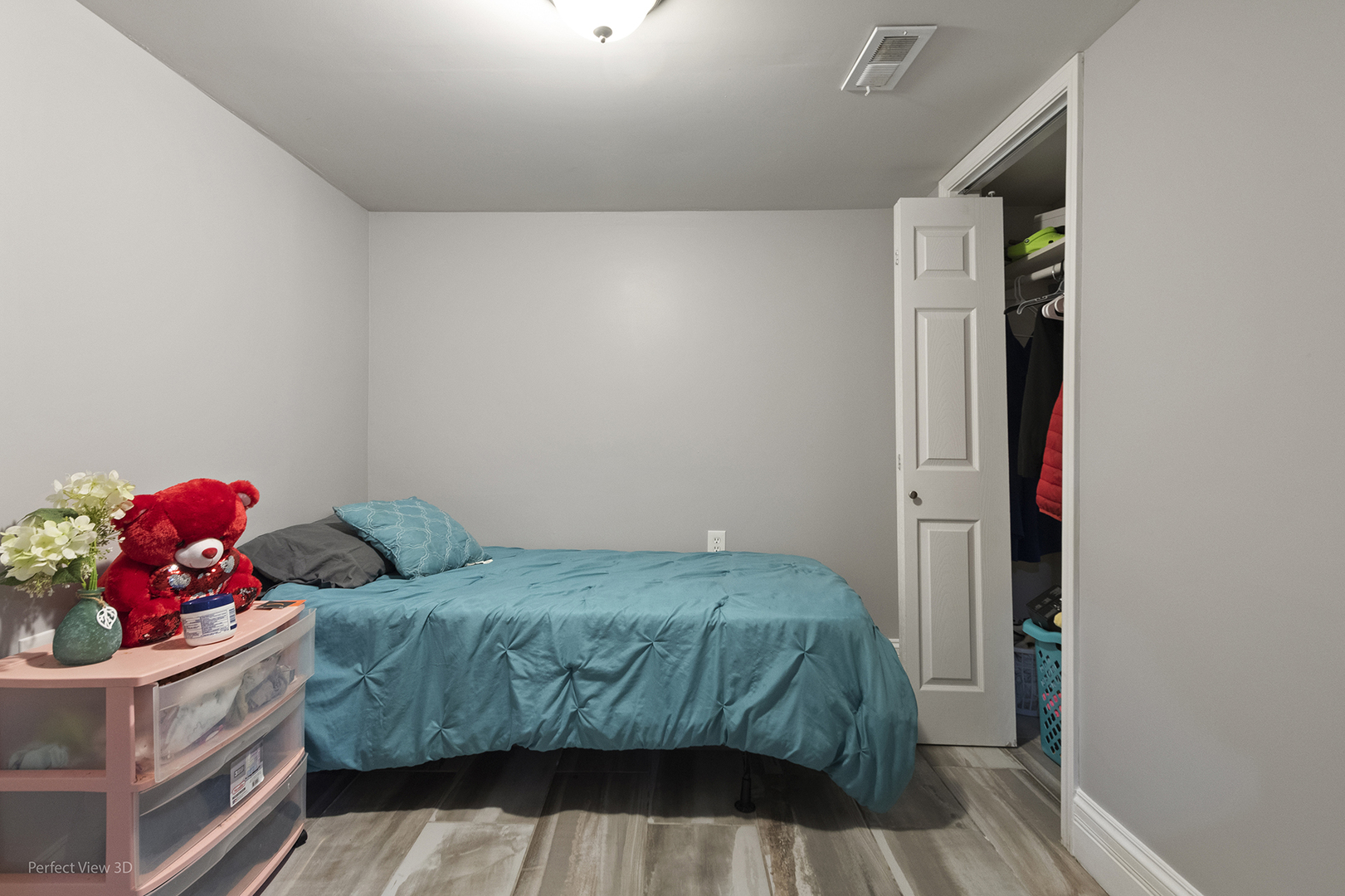 662 E 159th Place Property Photo 18