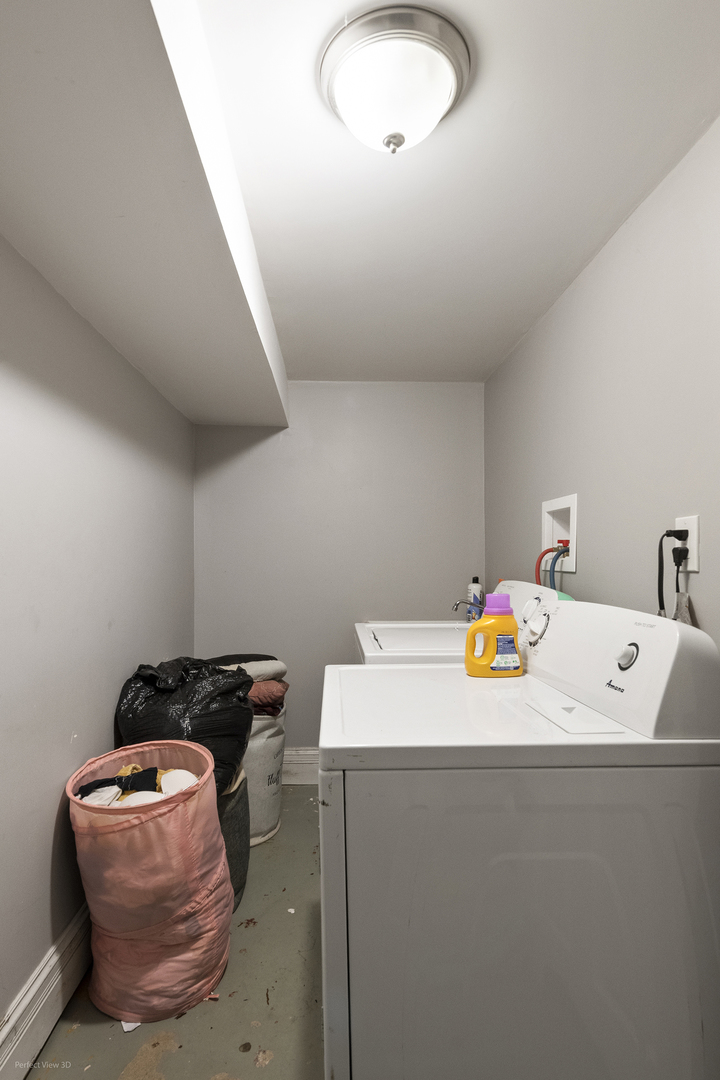662 E 159th Place Property Photo 19