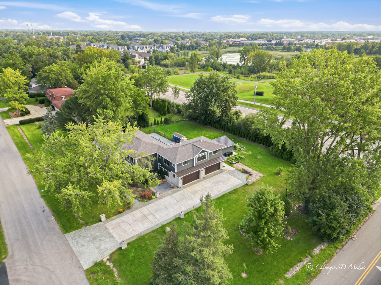201 Rue Touraine Property Photo 4