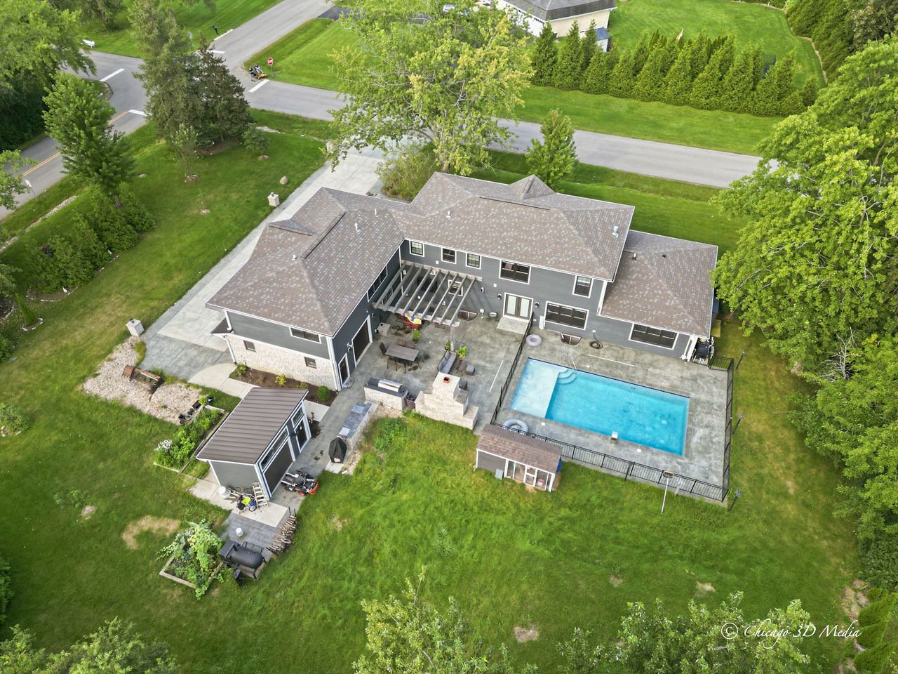 201 Rue Touraine Property Photo 40
