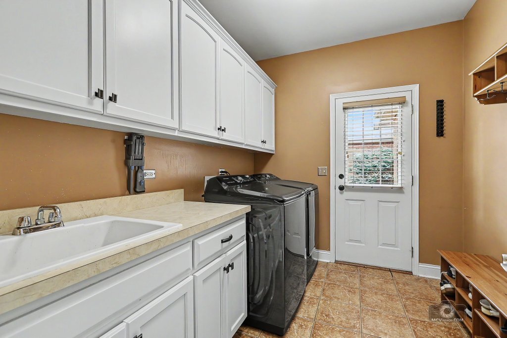 11818 Grove Court Property Photo 18