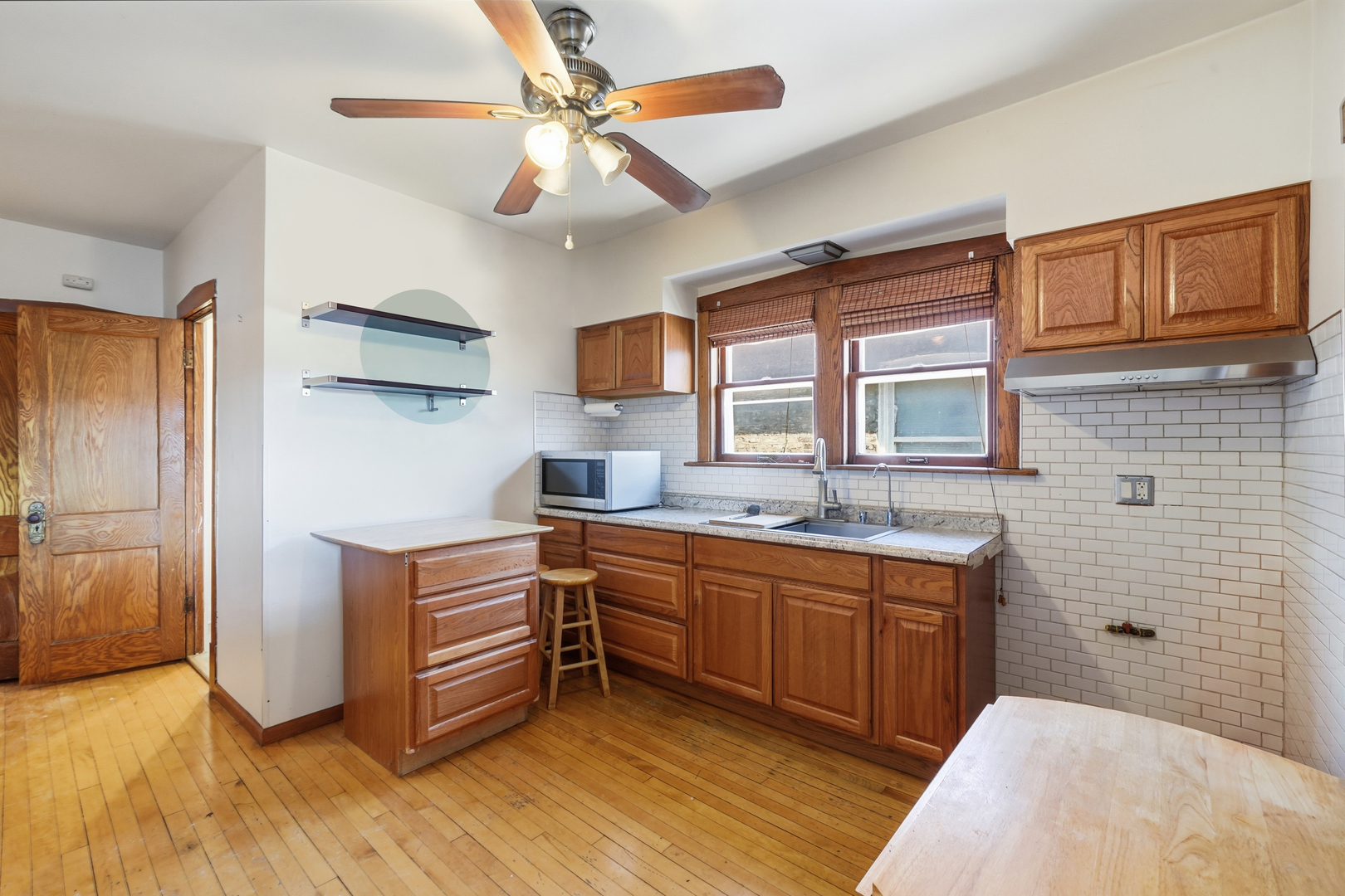 1809 S 47th Court Property Photo 8
