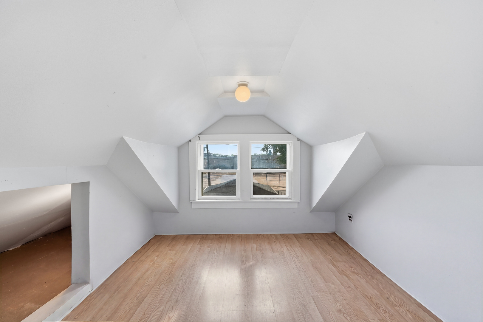 1809 S 47th Court Property Photo 13