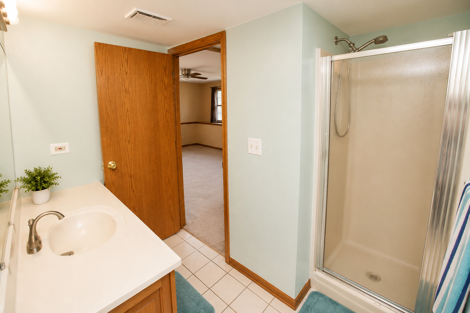 2212 Susanna Way Property Photo 10