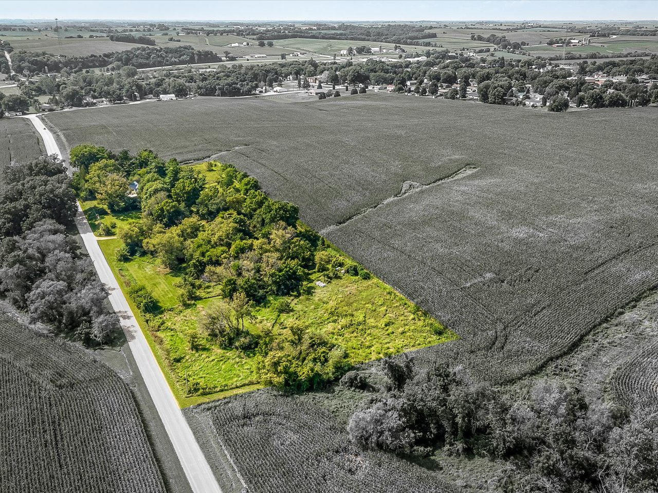 1112 W Saint James Road Property Photo 3