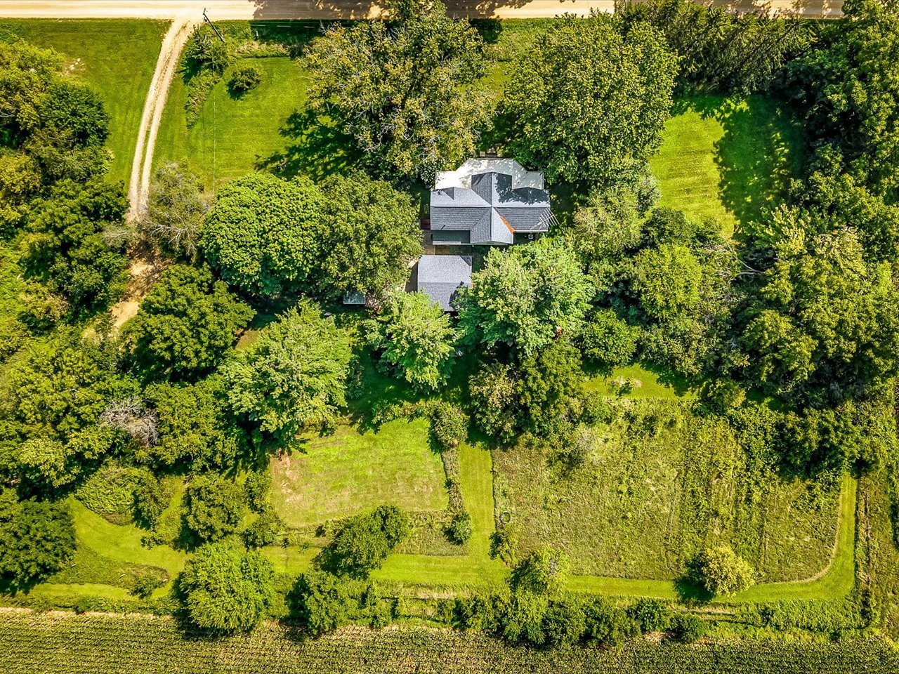1112 W Saint James Road Property Photo 34