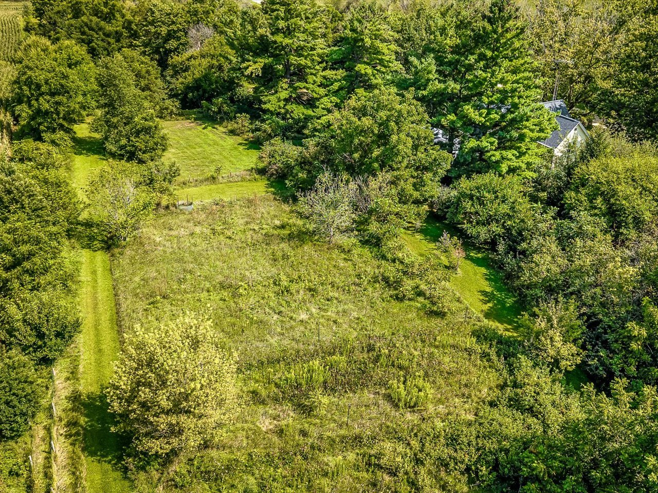 1112 W Saint James Road Property Photo 35