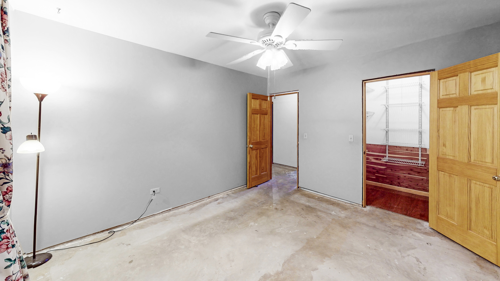 1460 Walden Circle Property Photo 12