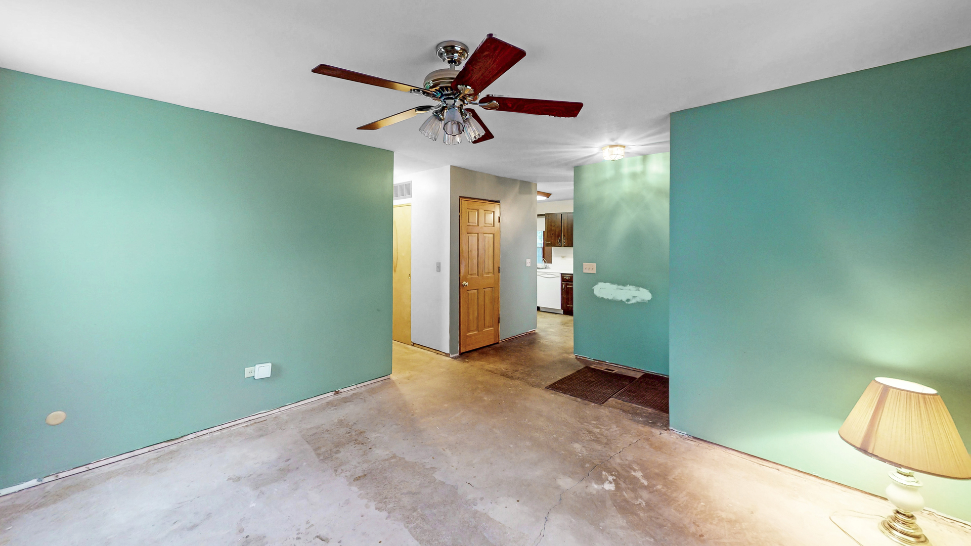 1460 Walden Circle Property Photo 16