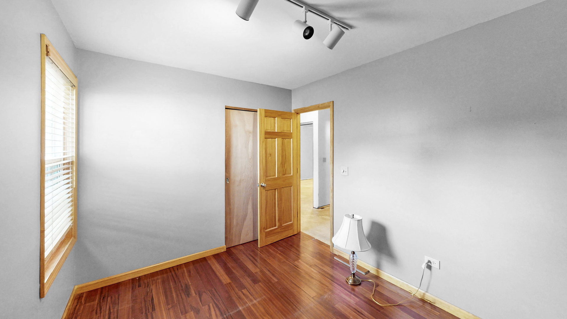 1460 Walden Circle Property Photo 18
