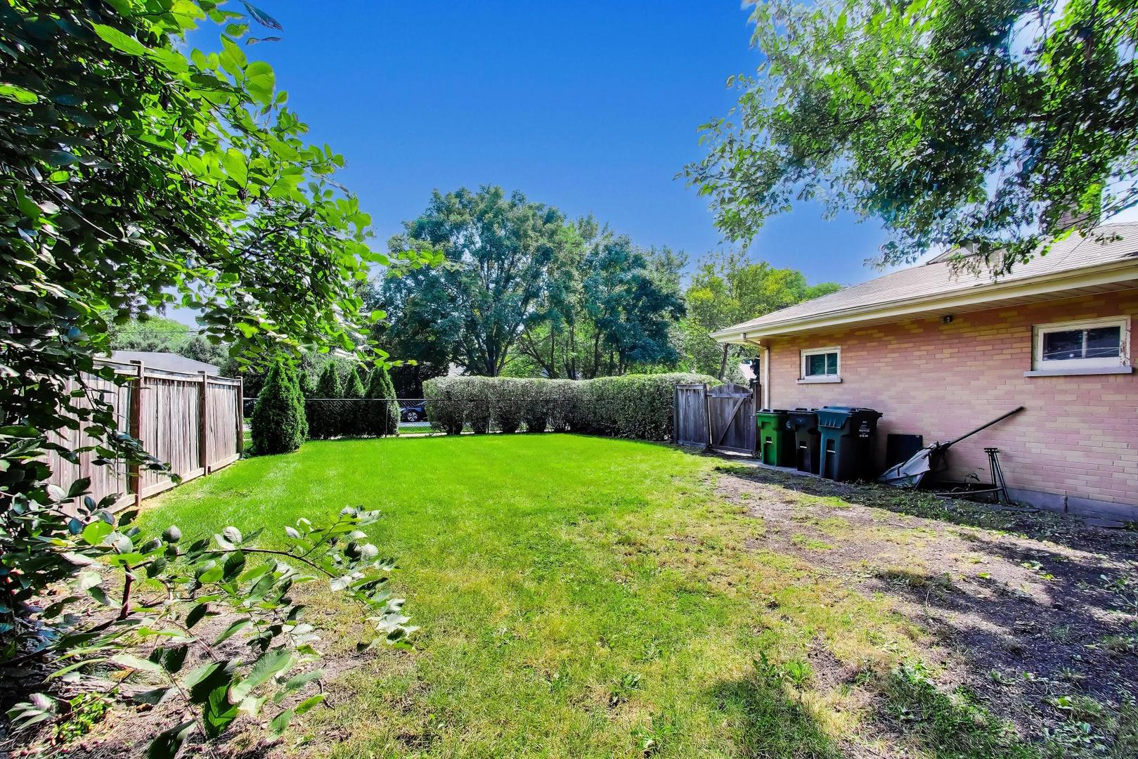 901 Park Plaine Avenue Property Photo 17