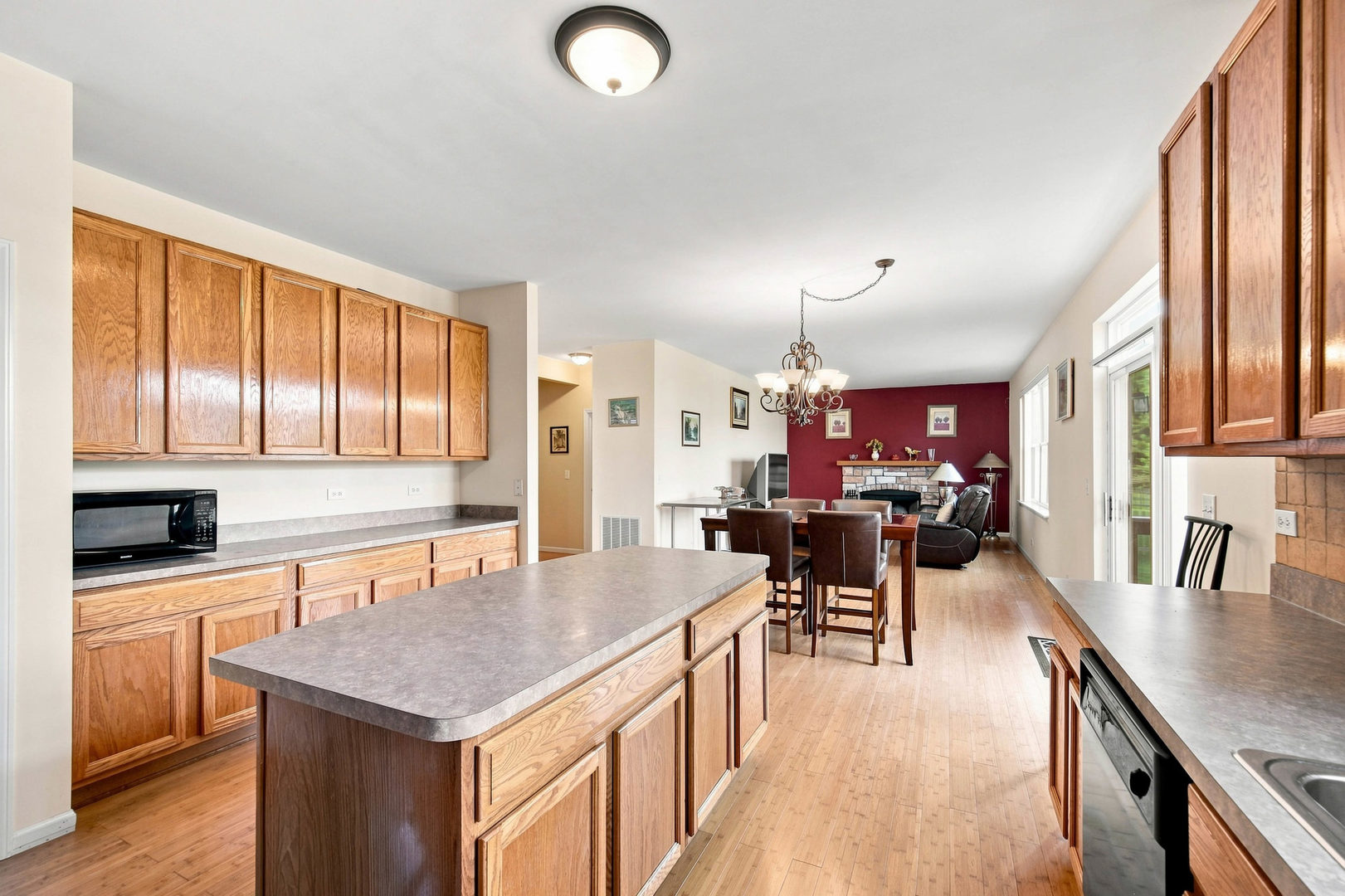 2509 Bluewater Drive Property Photo 13