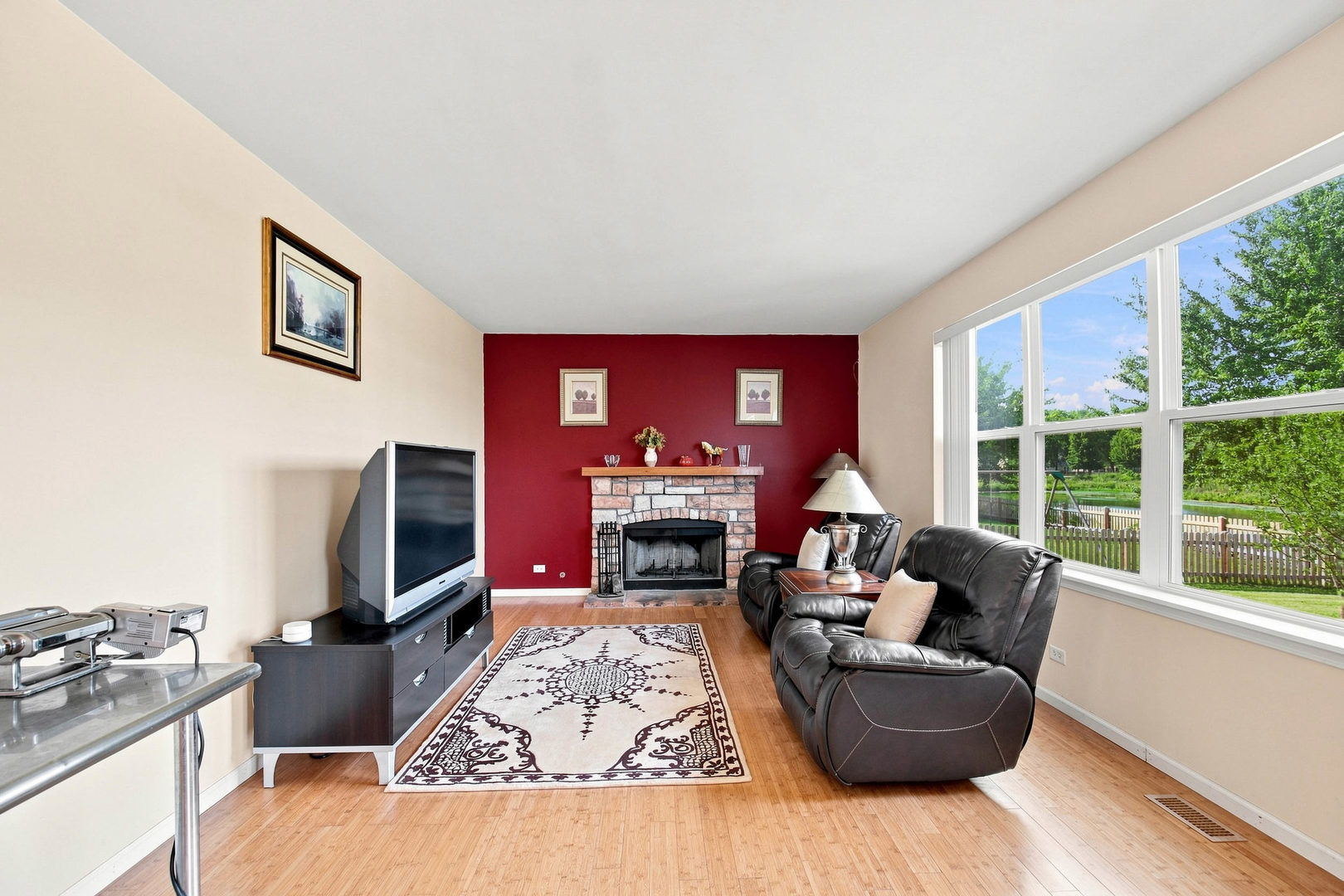2509 Bluewater Drive Property Photo 15