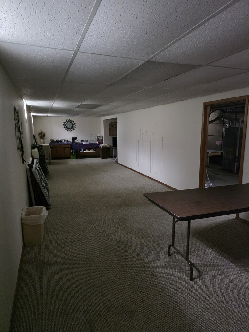 7917 S Tripp Avenue Property Photo 5