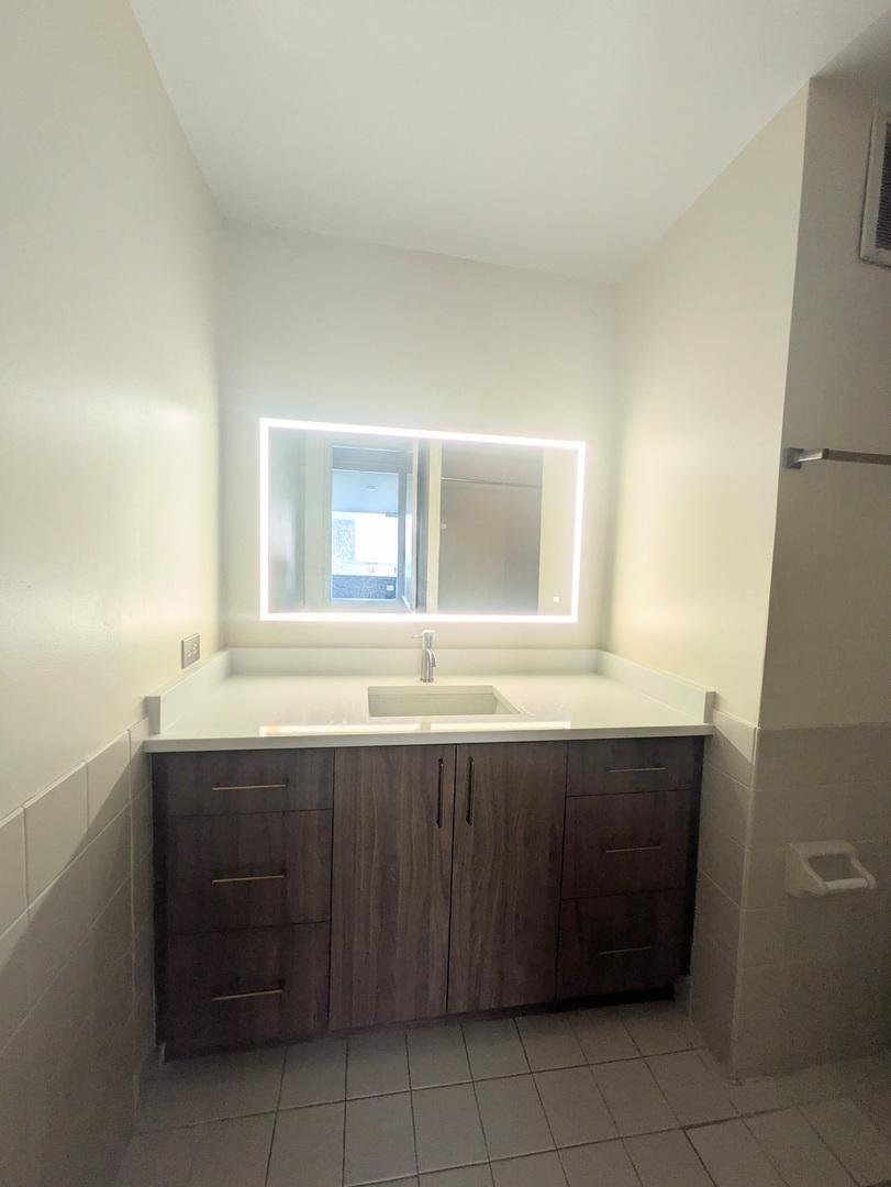 505 N Lake Shore Drive 5904 Property Photo 5