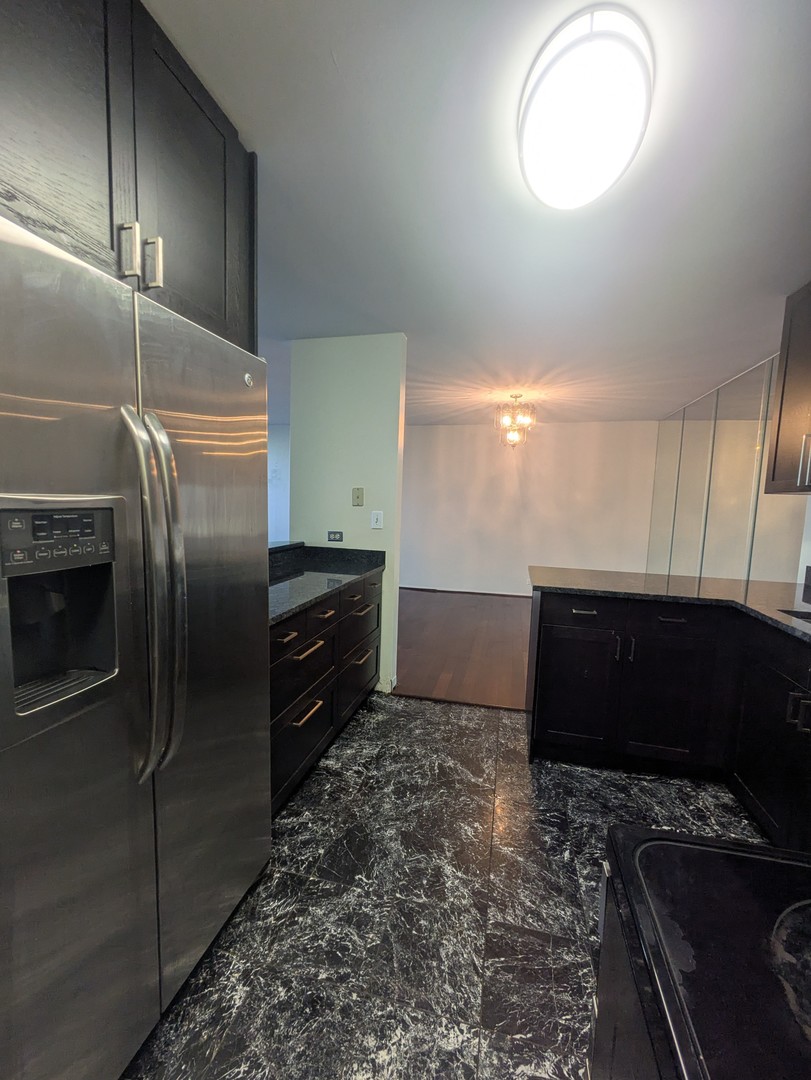 505 N Lake Shore Drive 5904 Property Photo 8