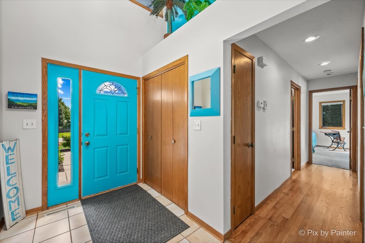 5976 Targee Trail Property Photo 3