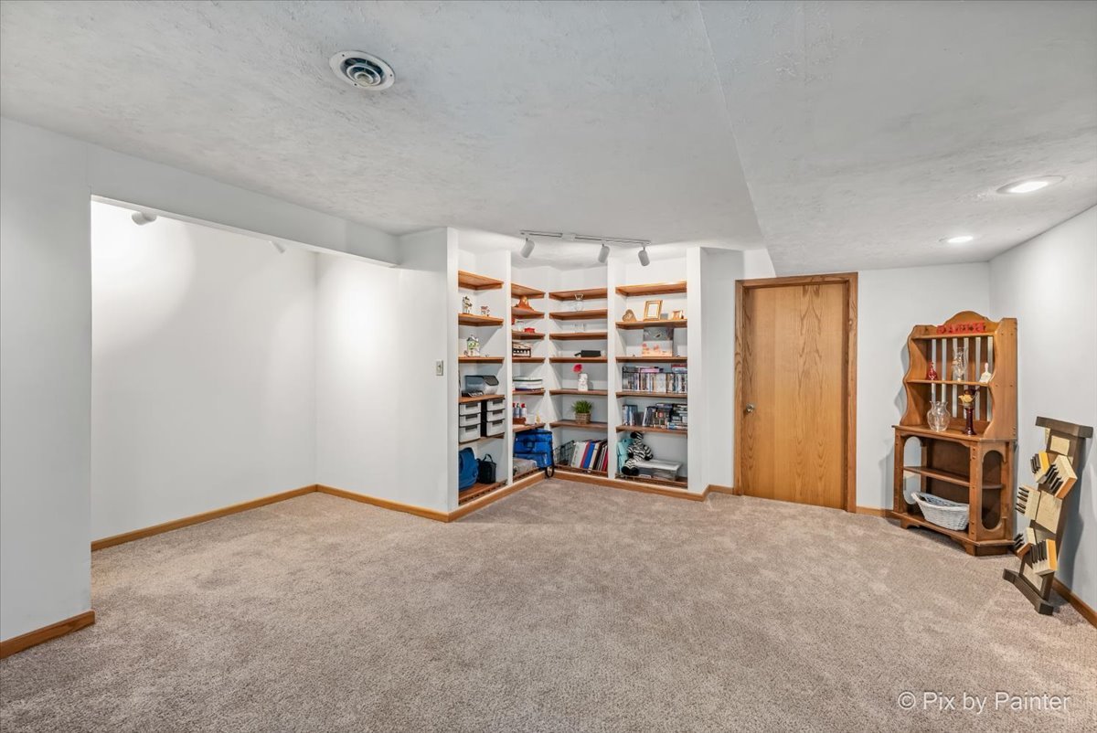 5976 Targee Trail Property Photo 26