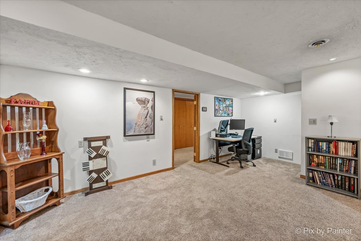 5976 Targee Trail Property Photo 27