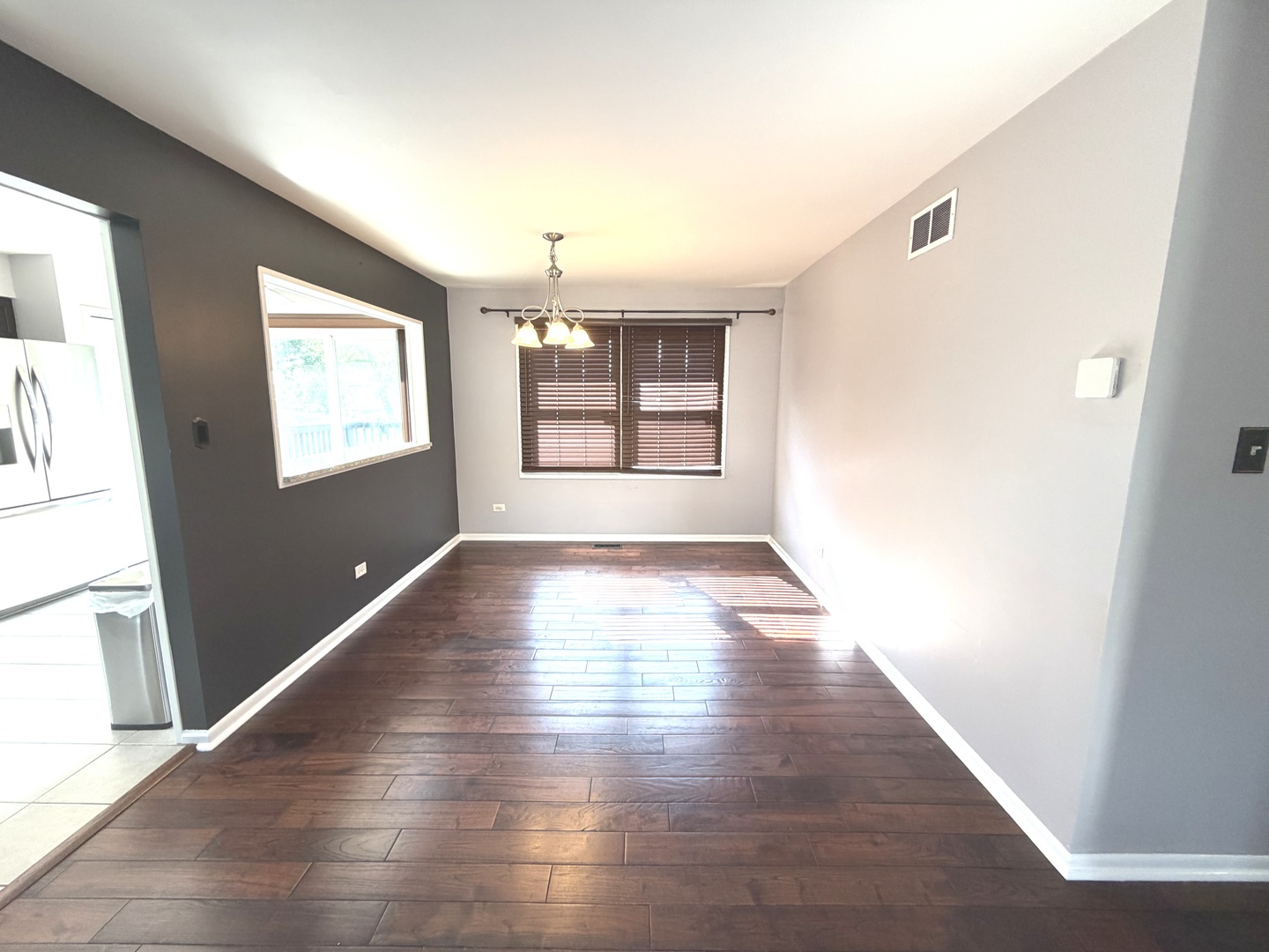18960 Cedar Avenue Property Photo 5