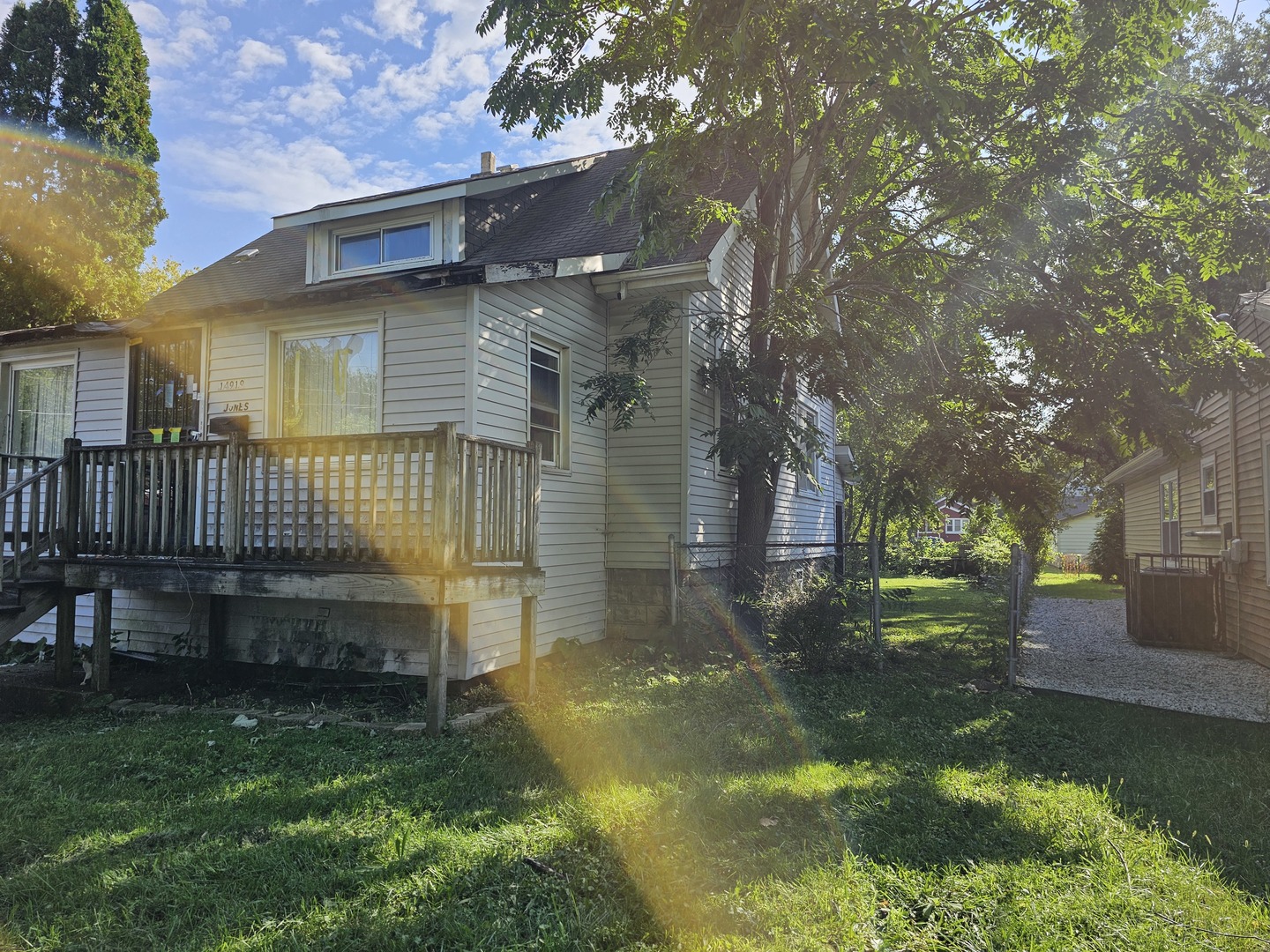 14919 Perry Avenue Property Photo 2