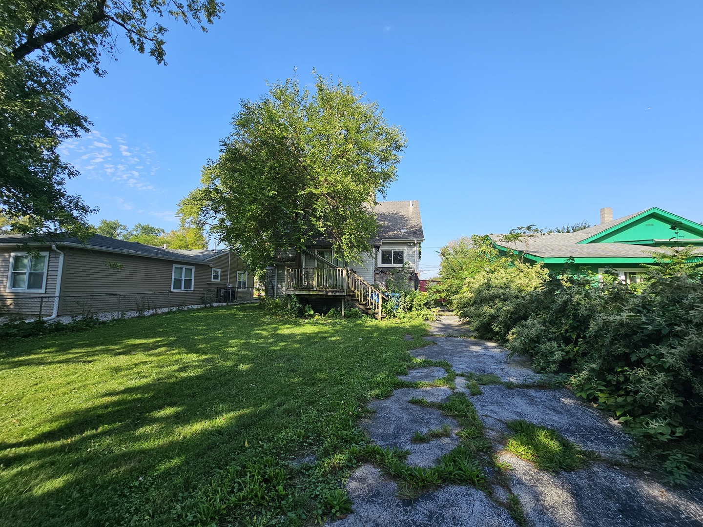 14919 Perry Avenue Property Photo 5