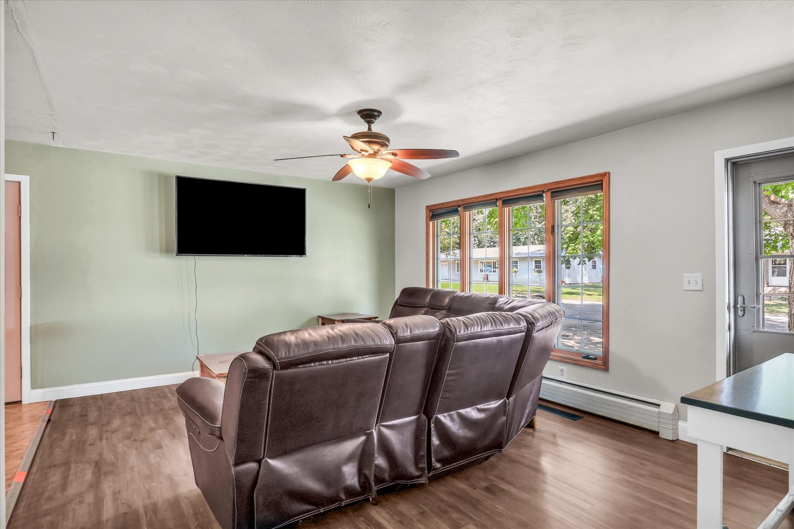 525 Orchard Lane Property Photo 11