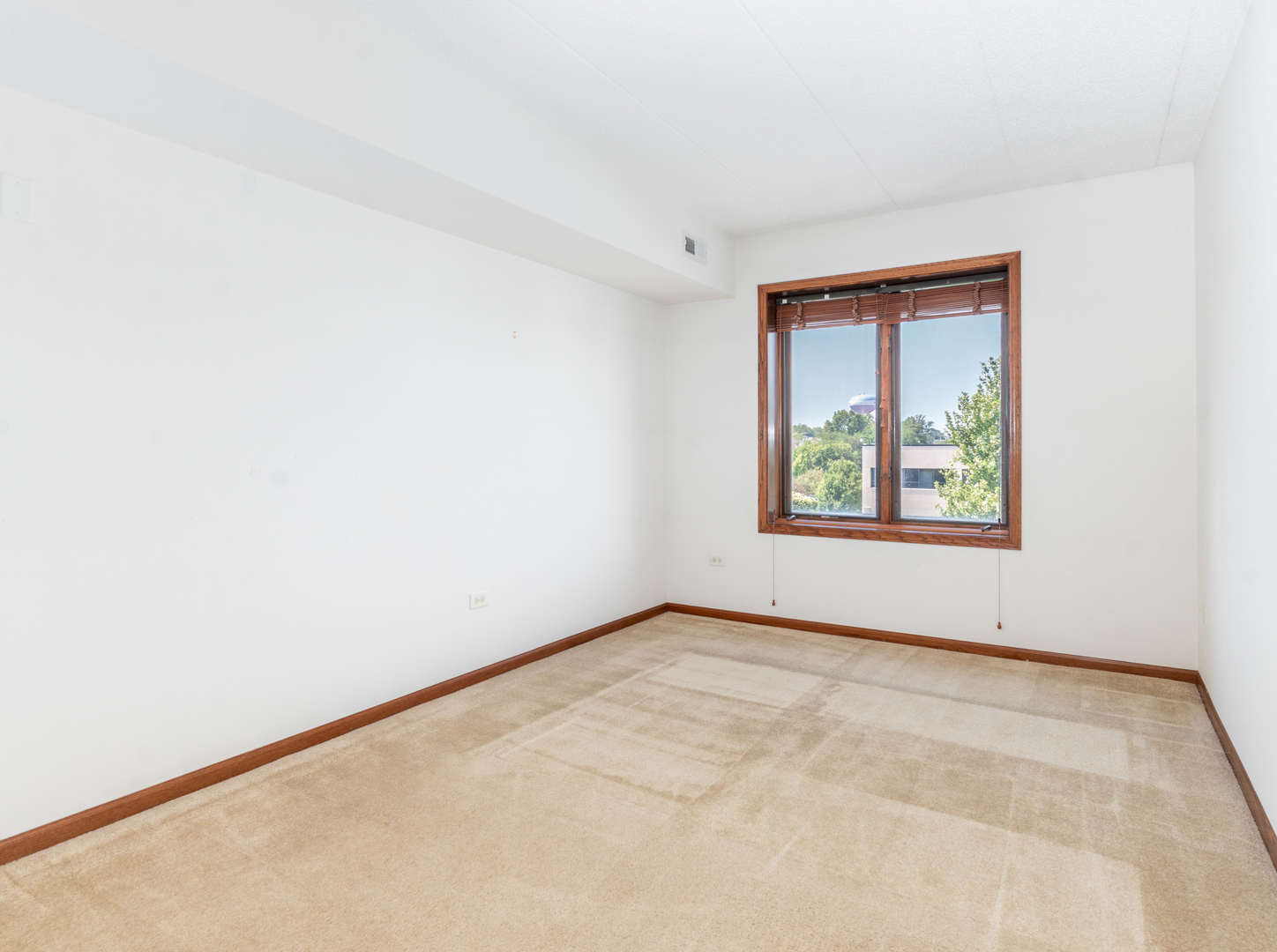 2030 Saint Regis Drive 412 Property Photo 23