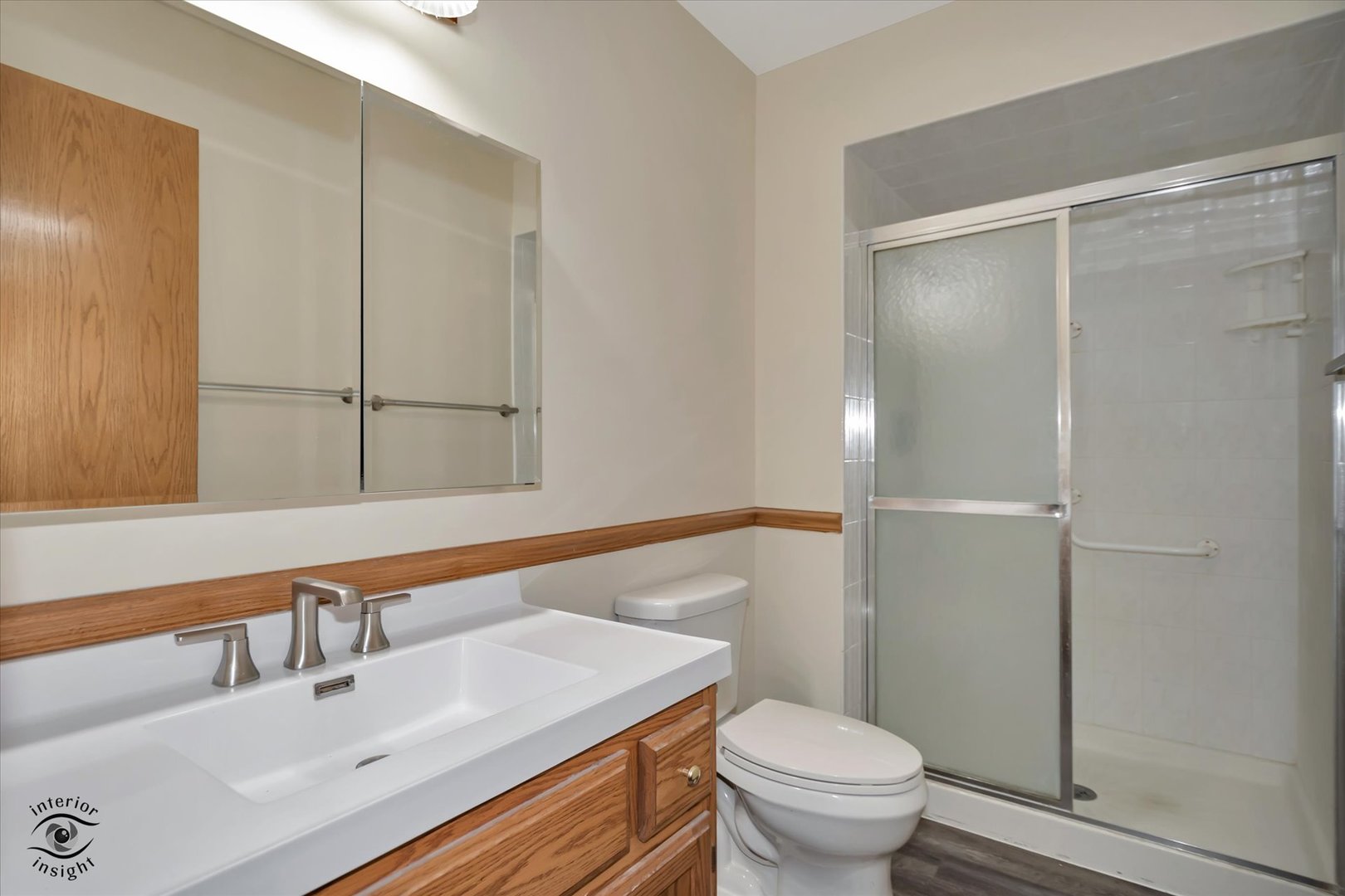 826 Deerpath Lane Property Photo 19