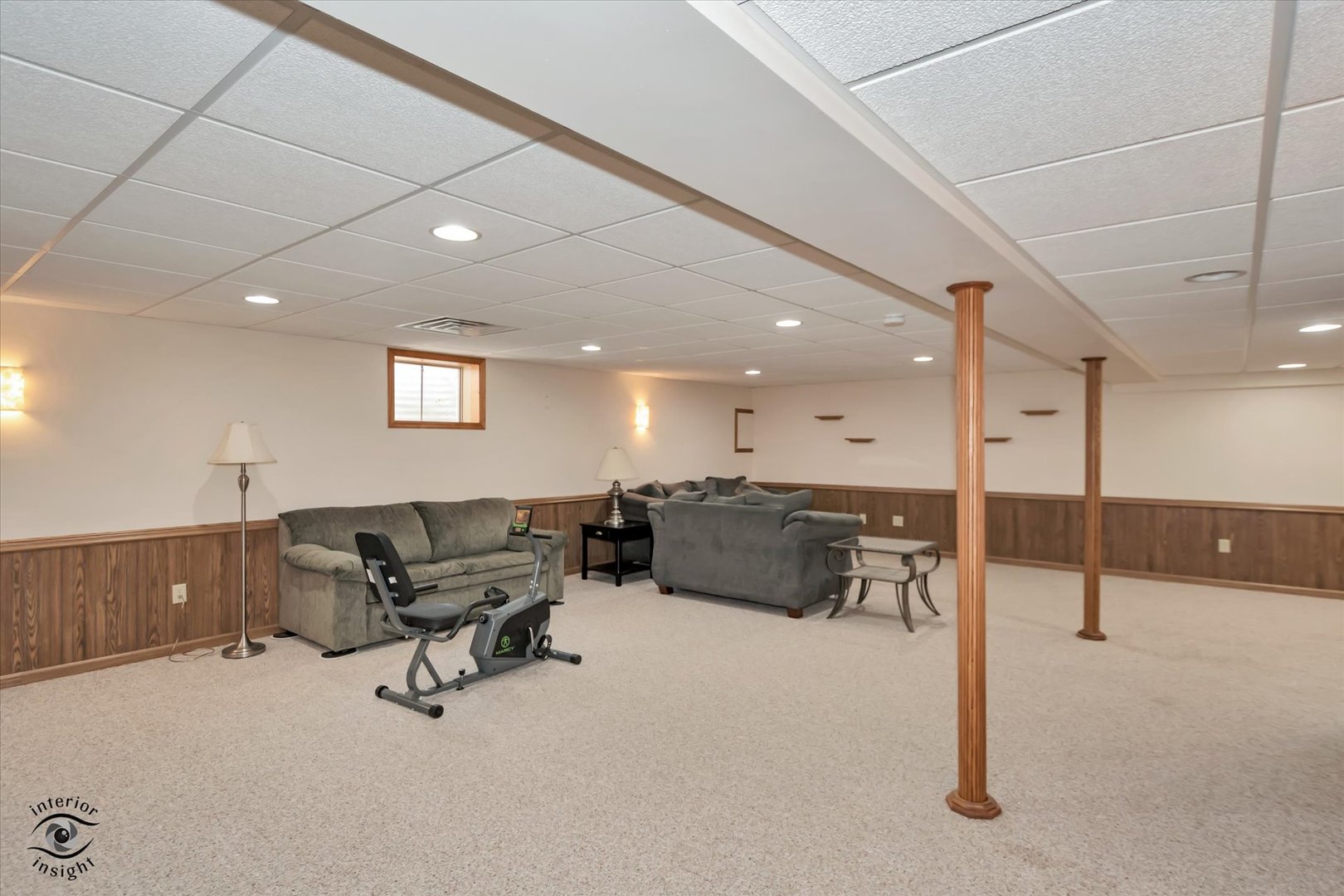 826 Deerpath Lane Property Photo 21