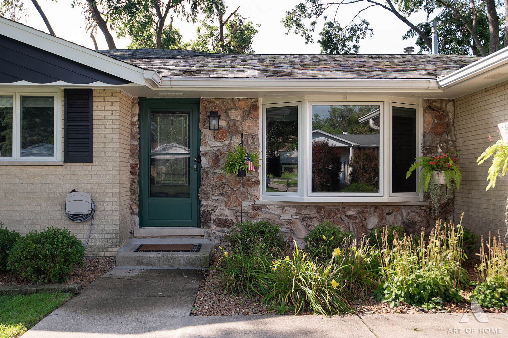 8545 Walnut Avenue Property Photo 3