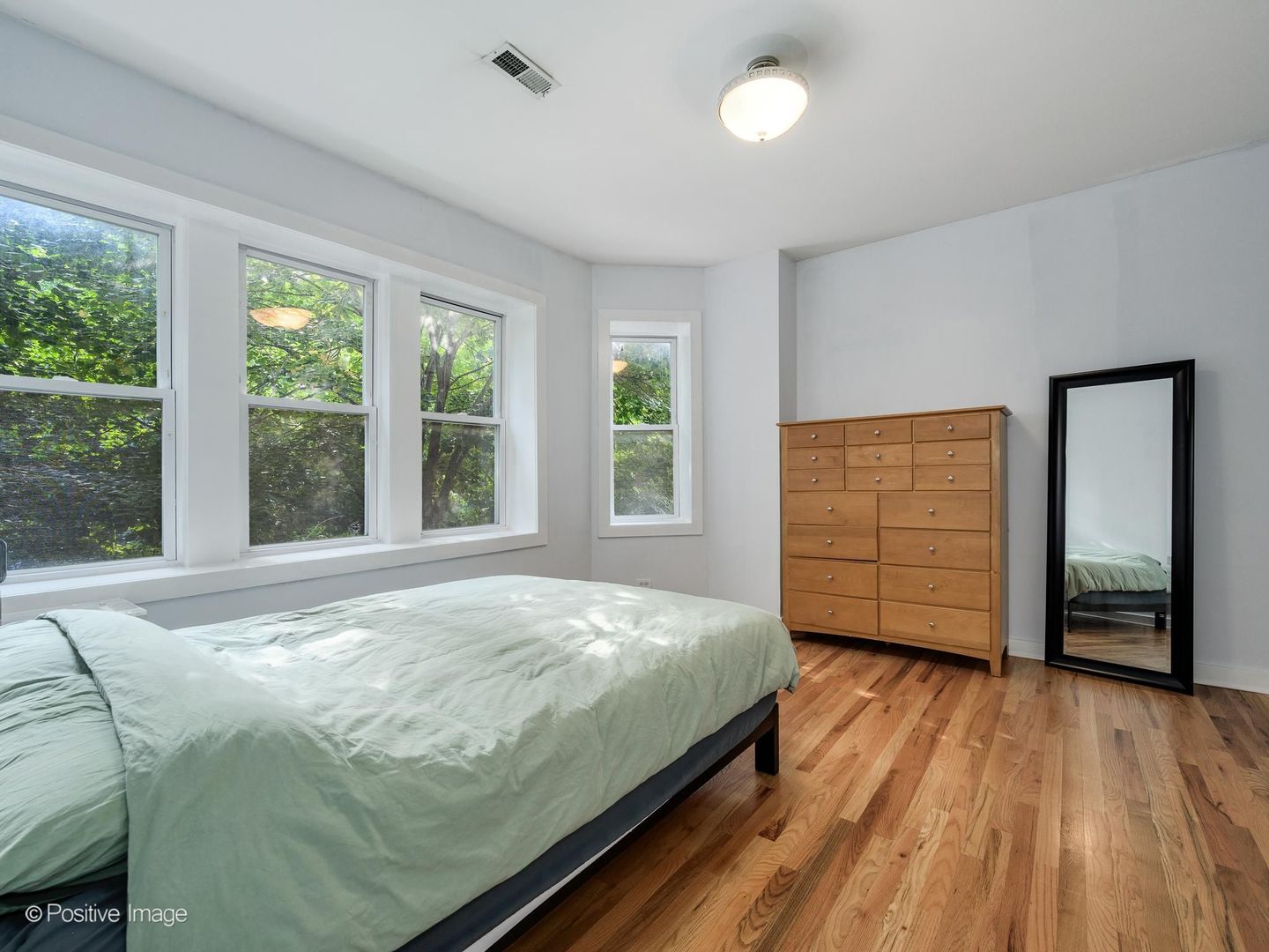 1430 N Maplewood Avenue 201 Property Photo 12