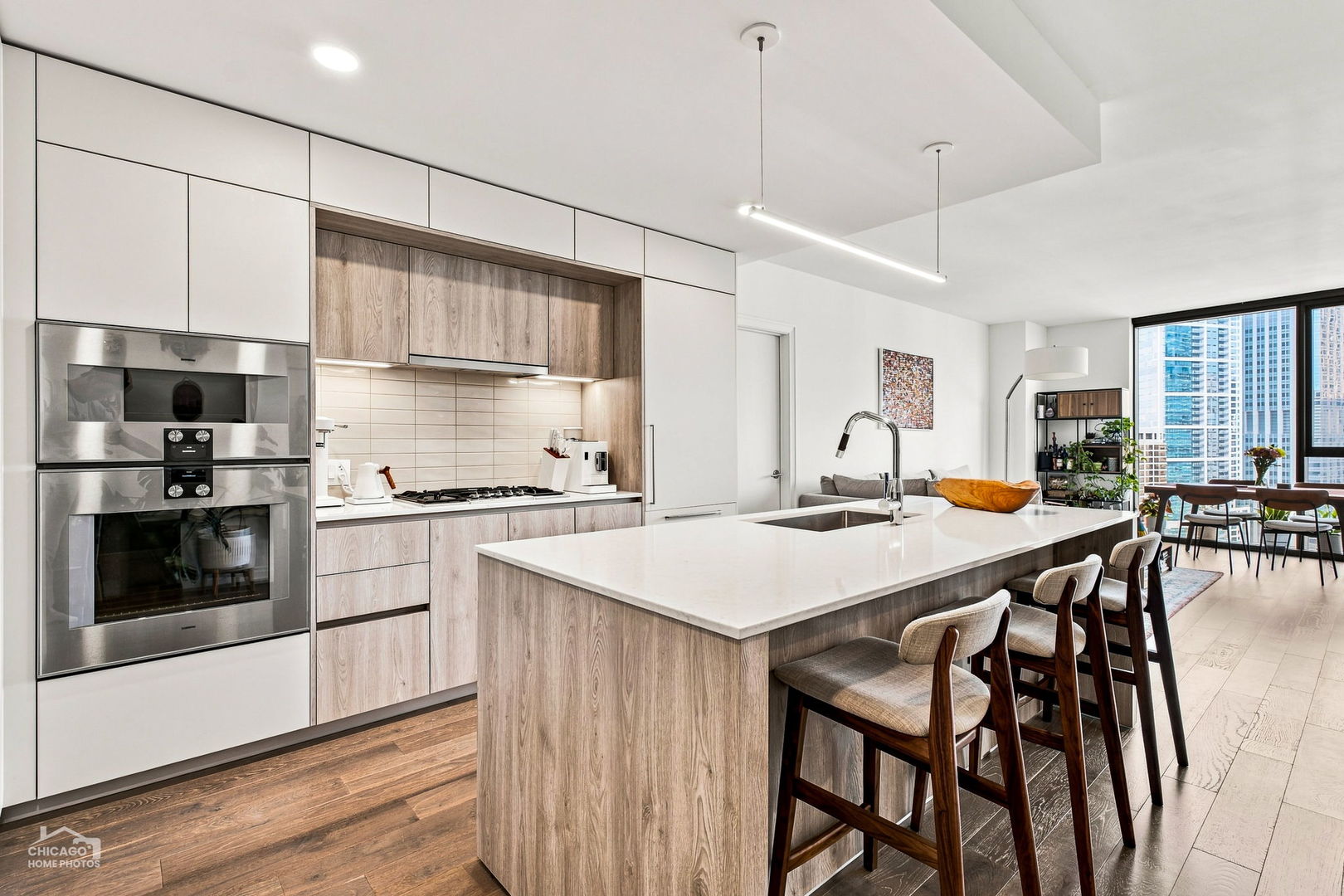 211 N Harbor Drive 3803 Property Photo 2