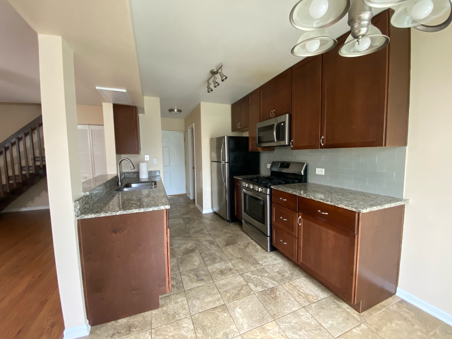 333 Regatta Point Property Photo 5