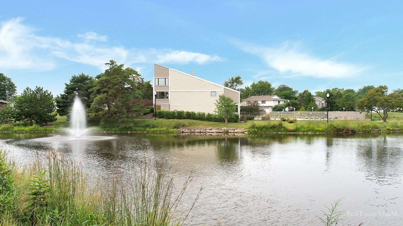 333 Regatta Point Property Photo 18
