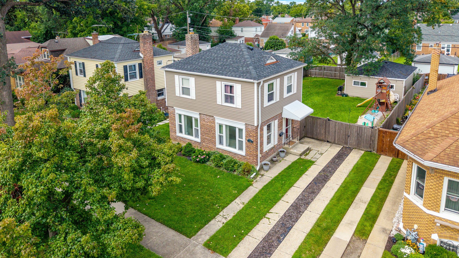 744 Manchester Avenue Property Photo 4