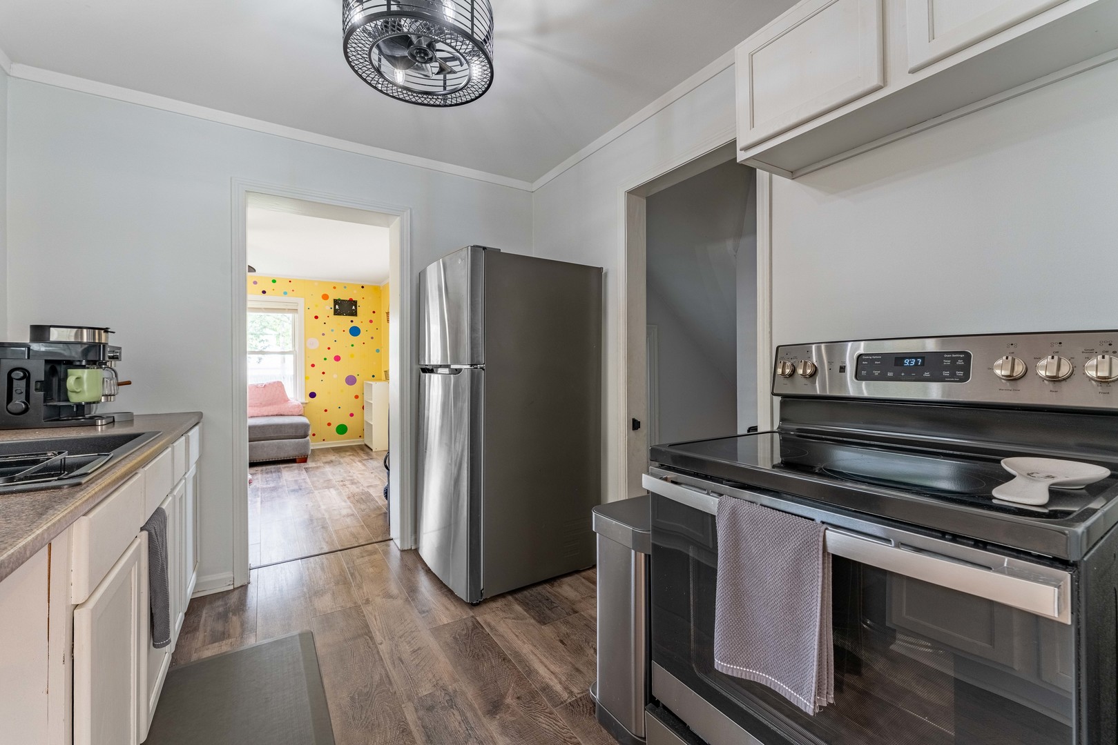 744 Manchester Avenue Property Photo 10