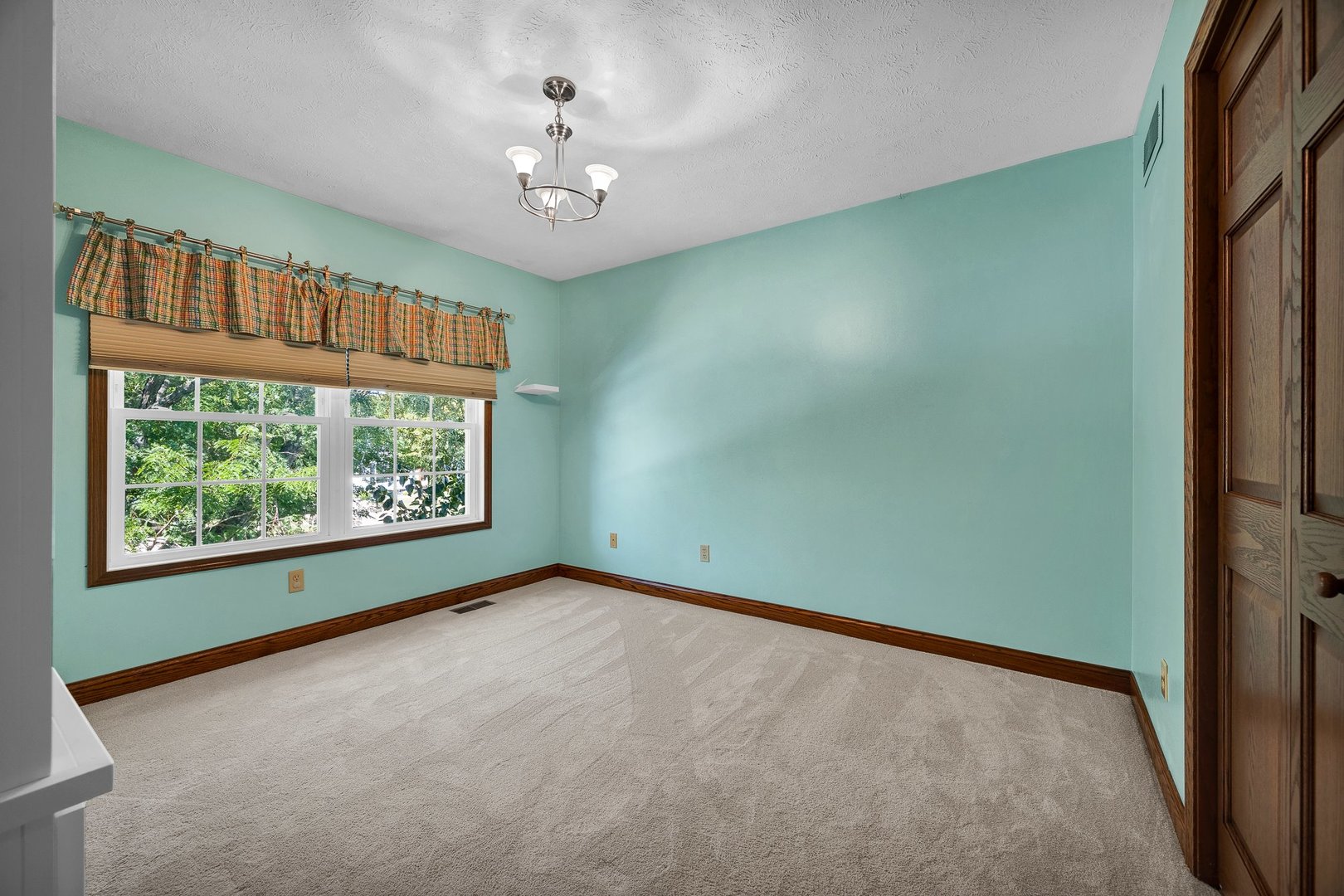 9 Chiswick Circle Property Photo 28